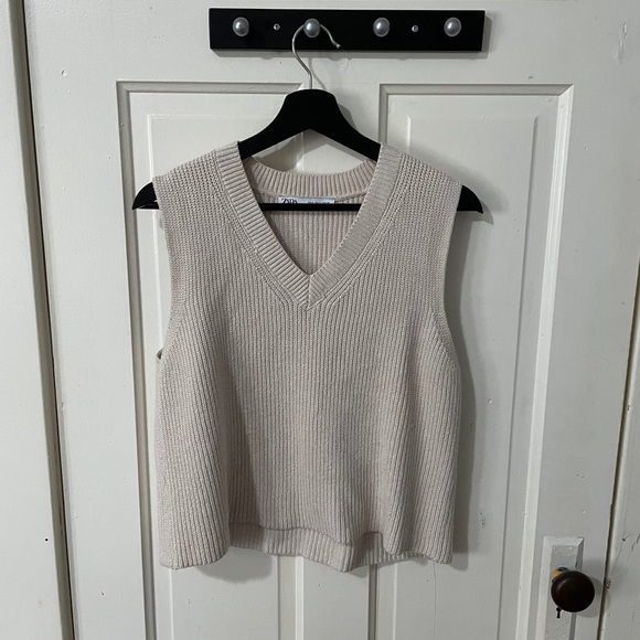 Zara Sweaters Zara Cream Knit V Neck Sweater Vest Poshmark
